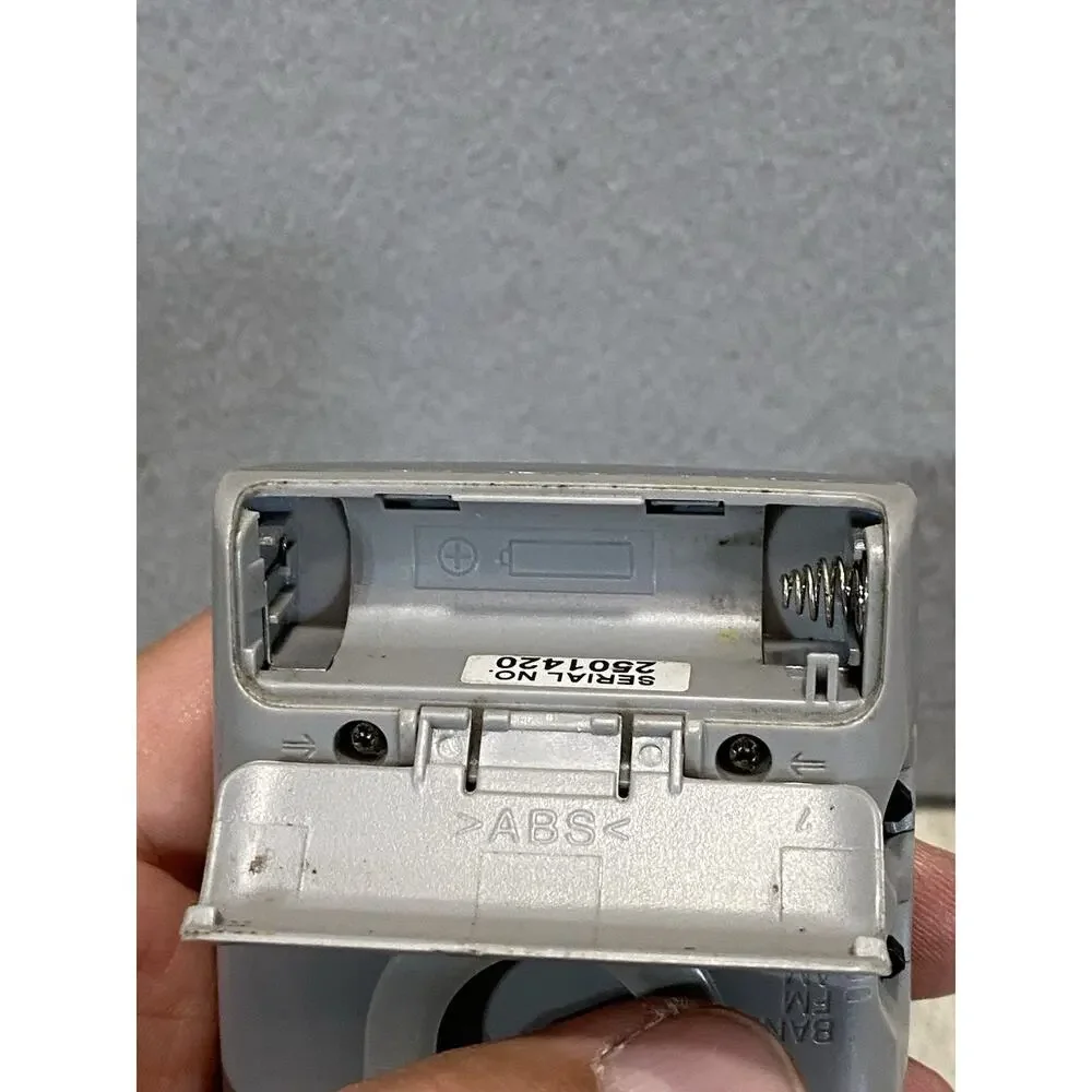 Sony Walkman FM/AM Pocket Radio SRF-59 Portable Receiver Silver Tested